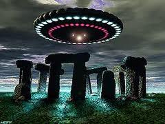 Stonehenge_UFO